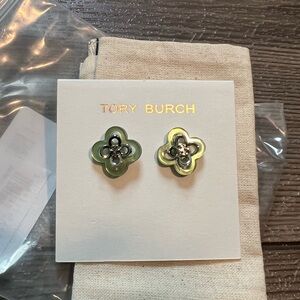 NWT Tory Burch KIRA CLOVER STACKED STUD